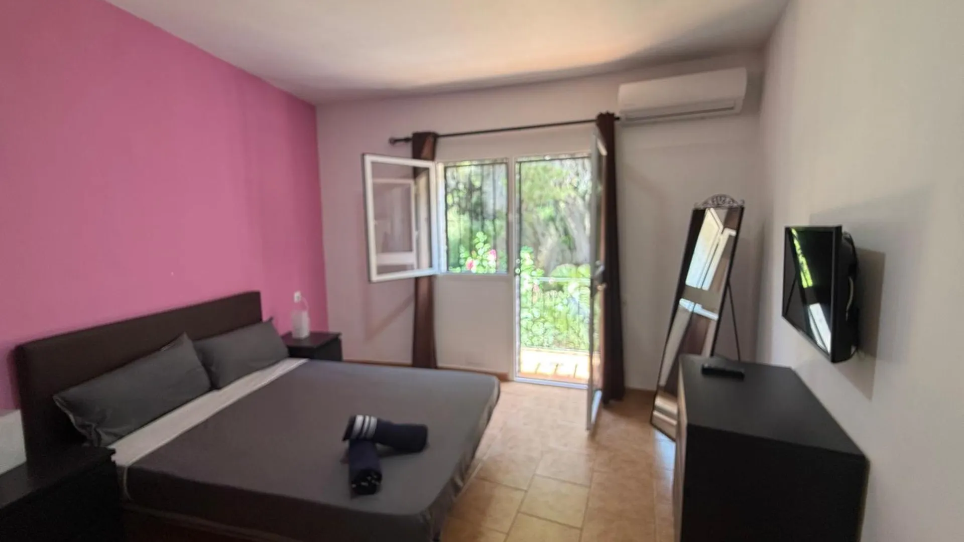 度假居 Casa De 5 Dormitorios Cerca De La Playa En Marbella Elviria
