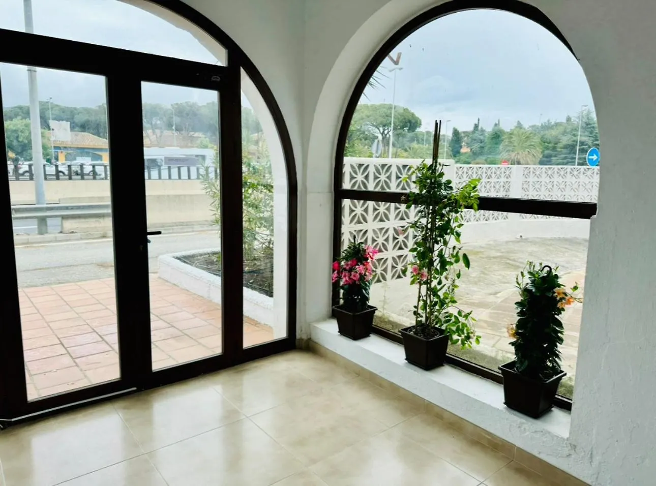 Holiday home Casa De 5 Dormitorios Cerca De La Playa En Marbella Elviria
