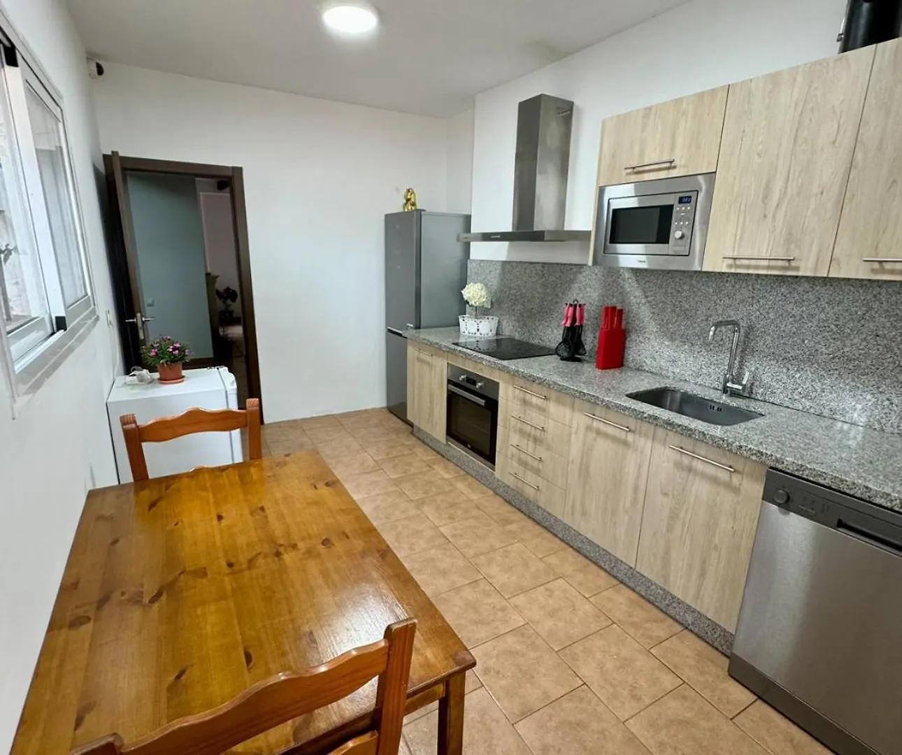 Holiday home Casa De 5 Dormitorios Cerca De La Playa En Marbella Elviria